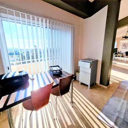 Paphos Central Penthouse Exterior photo