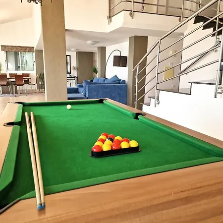 Paphos Central Penthouse Exterior photo